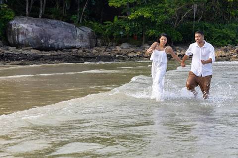 As melhores ideias e inspirações criativas de fotos de ensaio pré wedding na Bela Praia do Guarujá '