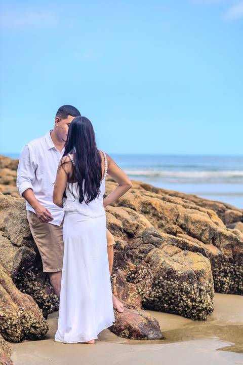 As melhores ideias e inspirações criativas de fotos de ensaio pré wedding na Bela Praia do Guarujá '