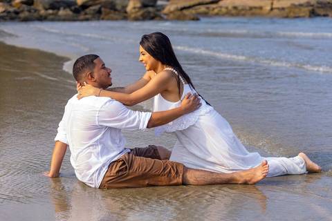 As melhores ideias e inspirações criativas de fotos de ensaio pré wedding na Bela Praia do Guarujá '