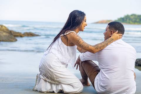 As melhores ideias e inspirações criativas de fotos de ensaio pré wedding na Bela Praia do Guarujá '