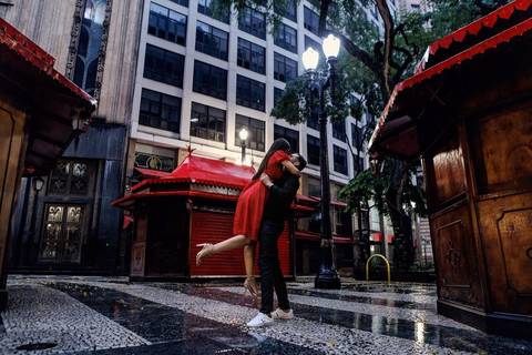 As melhores ideias e inspirações criativas de fotos de ensaio pré wedding no Centro Histórico de São Paulo'