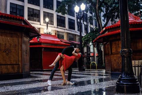 As melhores ideias e inspirações criativas de fotos de ensaio pré wedding no Centro Histórico de São Paulo'