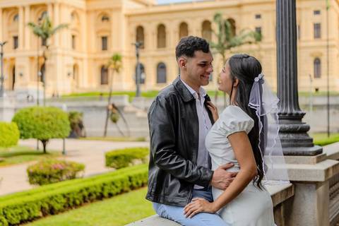 As melhores ideias e inspirações criativas de fotos de ensaio pré wedding no Museu do Ipiranga'