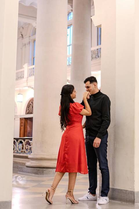 As melhores ideias e inspirações criativas de fotos de ensaio pré wedding no Centro Histórico de São Paulo'