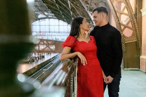 As melhores ideias e inspirações criativas de fotos de ensaio pré wedding no Centro Histórico de São Paulo'