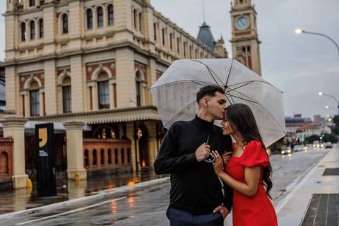As melhores ideias e inspirações criativas de fotos de ensaio pré wedding no Centro Histórico de São Paulo'