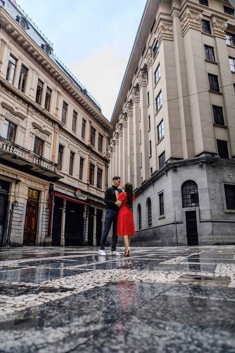 As melhores ideias e inspirações criativas de fotos de ensaio pré wedding no Centro Histórico de São Paulo'