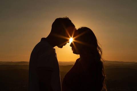 As melhores ideias e inspirações criativas de fotos de ensaio pré wedding no Morro do Capuava - Pirapora do Bom Jesus '