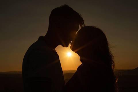 As melhores ideias e inspirações criativas de fotos de ensaio pré wedding no Morro do Capuava - Pirapora do Bom Jesus '