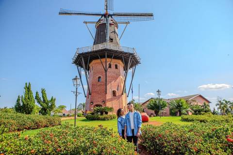 As melhores ideias e inspirações criativas de fotos de ensaio pré wedding em Holambra nas Cidades das Flores'