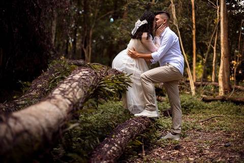 As melhores ideias e inspirações criativas de fotos de ensaio pré wedding na Brasital em São Roque'