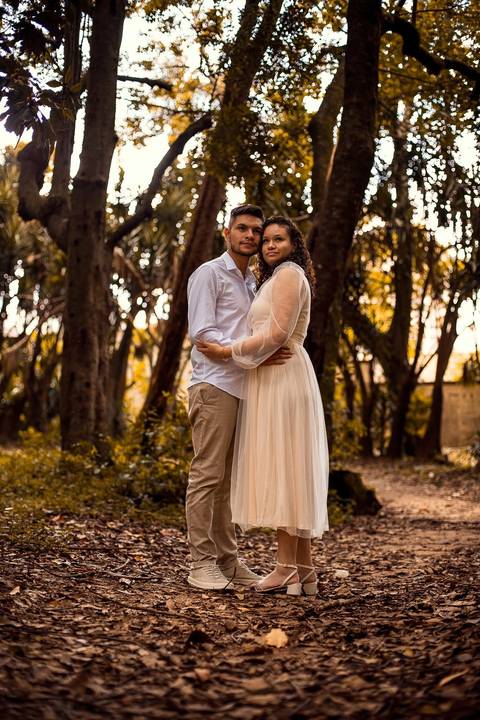 As melhores ideias e inspirações criativas de fotos de ensaio pré wedding na Brasital em São Roque'