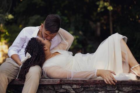 As melhores ideias e inspirações criativas de fotos de ensaio pré wedding na Brasital em São Roque'