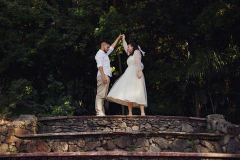 As melhores ideias e inspirações criativas de fotos de ensaio pré wedding na Brasital em São Roque'