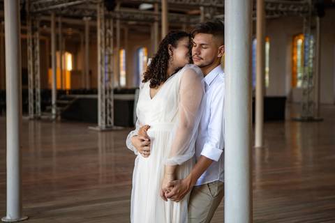 As melhores ideias e inspirações criativas de fotos de ensaio pré wedding na Brasital em São Roque'