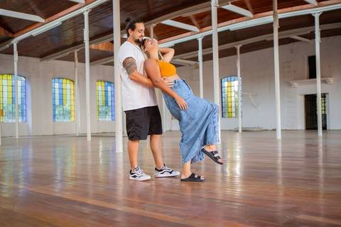 As melhores ideias e inspirações criativas de fotos de ensaio pré wedding na Brasital em São Roque'