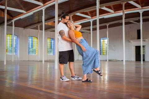 As melhores ideias e inspirações criativas de fotos de ensaio pré wedding na Brasital em São Roque'