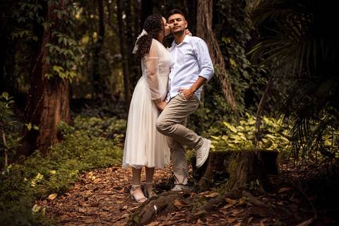 As melhores ideias e inspirações criativas de fotos de ensaio pré wedding na Brasital em São Roque'