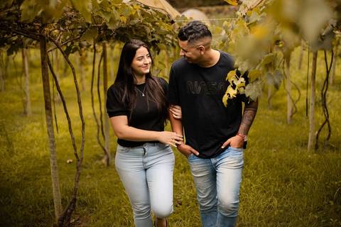 As melhores ideias e inspirações criativas de fotos de ensaio pré wedding na Vinícola Don Pato'