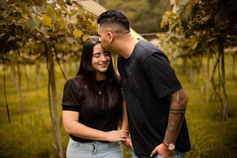 As melhores ideias e inspirações criativas de fotos de ensaio pré wedding na Vinícola Don Pato'