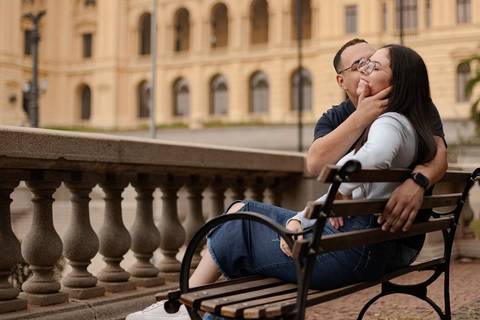 As melhores ideias e inspirações criativas de fotos de ensaio pré wedding no Museu do Ipiranga'