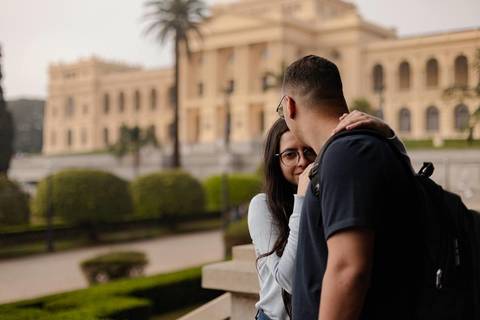 As melhores ideias e inspirações criativas de fotos de ensaio pré wedding no Museu do Ipiranga'