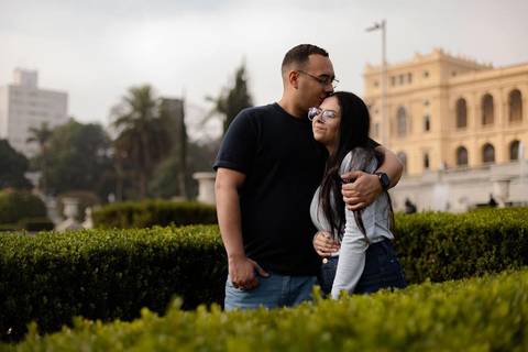 As melhores ideias e inspirações criativas de fotos de ensaio pré wedding no Museu do Ipiranga'