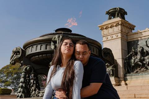 As melhores ideias e inspirações criativas de fotos de ensaio pré wedding no Museu do Ipiranga'