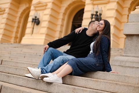 As melhores ideias e inspirações criativas de fotos de ensaio pré wedding no Museu do Ipiranga'