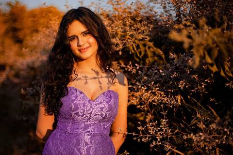 As melhores ideias e inspirações criativas de fotos de ensaio de Debutante 15 anos no Parque Villa Lobos'