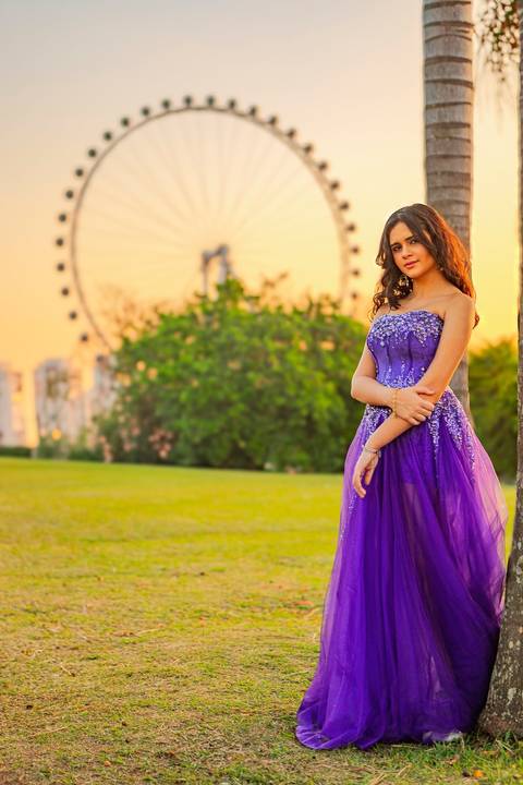 As melhores ideias e inspirações criativas de fotos de ensaio de Debutante 15 anos no Parque Villa Lobos'