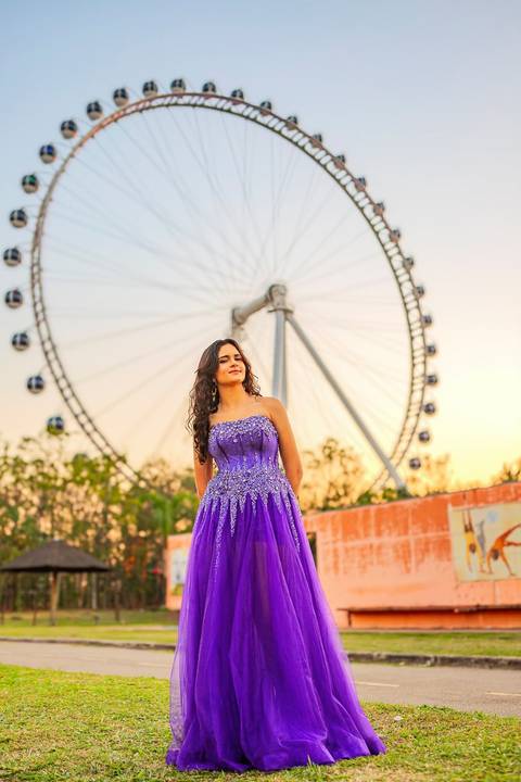 As melhores ideias e inspirações criativas de fotos de ensaio de Debutante 15 anos no Parque Villa Lobos'