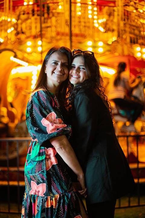 As melhores ideias e inspirações criativas de fotos de ensaio de Debutante 15 anos no Parque Villa Lobos'