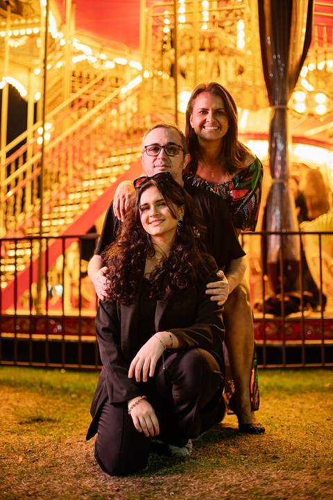 As melhores ideias e inspirações criativas de fotos de ensaio de Debutante 15 anos no Parque Villa Lobos'