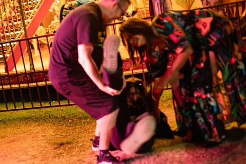 As melhores ideias e inspirações criativas de fotos de ensaio de Debutante 15 anos no Parque Villa Lobos'