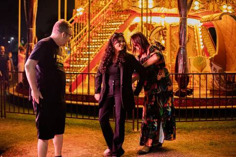 As melhores ideias e inspirações criativas de fotos de ensaio de Debutante 15 anos no Parque Villa Lobos'