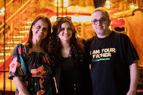 As melhores ideias e inspirações criativas de fotos de ensaio de Debutante 15 anos no Parque Villa Lobos'