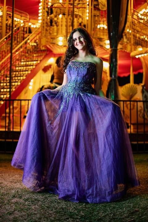 As melhores ideias e inspirações criativas de fotos de ensaio de Debutante 15 anos no Parque Villa Lobos'