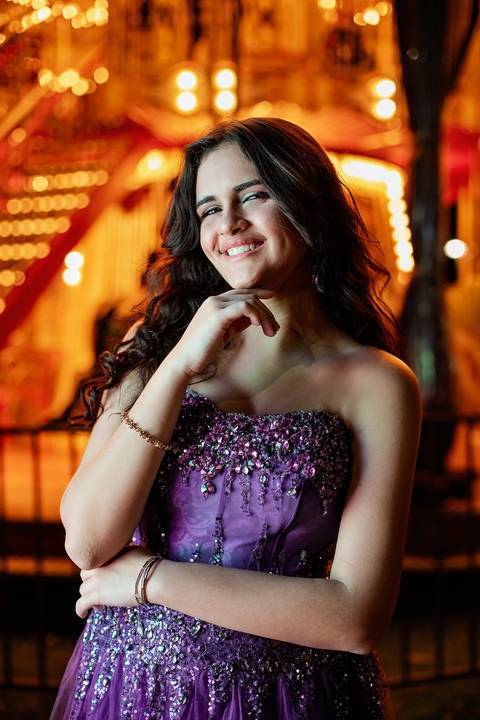 As melhores ideias e inspirações criativas de fotos de ensaio de Debutante 15 anos no Parque Villa Lobos'