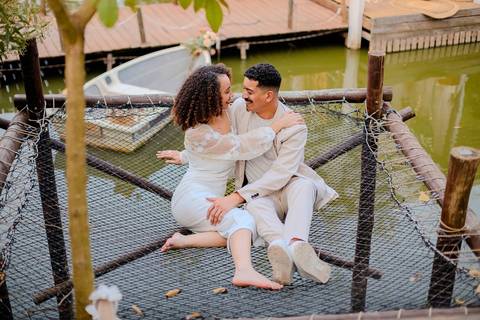 As melhores ideias e inspirações criativas de fotos de ensaio pré wedding românticas no Bangalô Alumiar na cidade de Socorro - SP'