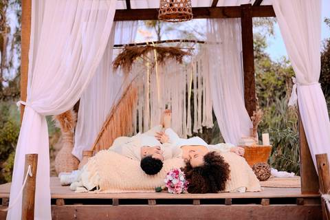 As melhores ideias e inspirações criativas de fotos de ensaio pré wedding românticas no Bangalô Alumiar na cidade de Socorro - SP'