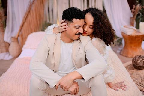 As melhores ideias e inspirações criativas de fotos de ensaio pré wedding românticas no Bangalô Alumiar na cidade de Socorro - SP'