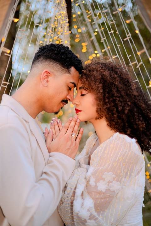 As melhores ideias e inspirações criativas de fotos de ensaio pré wedding românticas no Bangalô Alumiar na cidade de Socorro - SP'