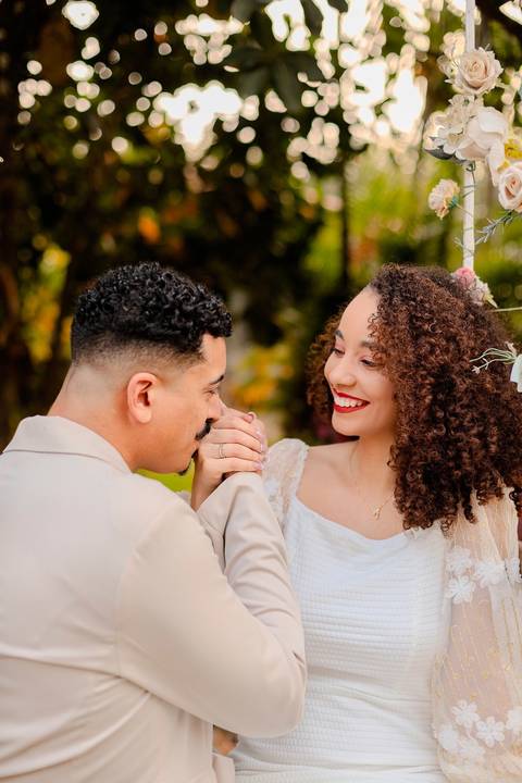 As melhores ideias e inspirações criativas de fotos de ensaio pré wedding românticas no Bangalô Alumiar na cidade de Socorro - SP'