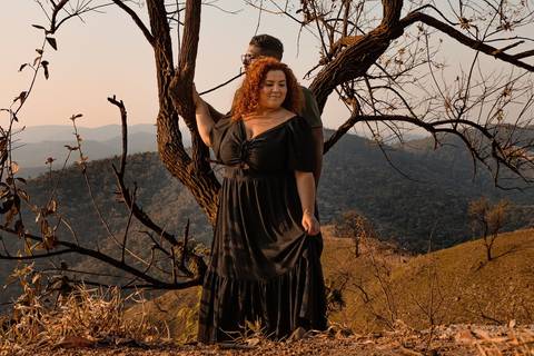 As melhores ideias e inspirações criativas de fotos de ensaio pré wedding no Morro do Capuava'