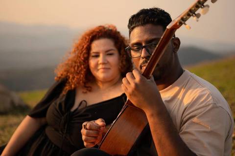 As melhores ideias e inspirações criativas de fotos de ensaio pré wedding no Morro do Capuava'