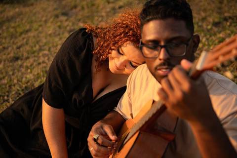 As melhores ideias e inspirações criativas de fotos de ensaio pré wedding no Morro do Capuava'