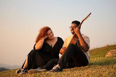 As melhores ideias e inspirações criativas de fotos de ensaio pré wedding no Morro do Capuava'