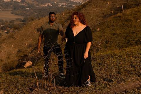 As melhores ideias e inspirações criativas de fotos de ensaio pré wedding no Morro do Capuava'