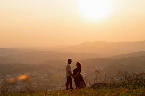 As melhores ideias e inspirações criativas de fotos de ensaio pré wedding no Morro do Capuava'